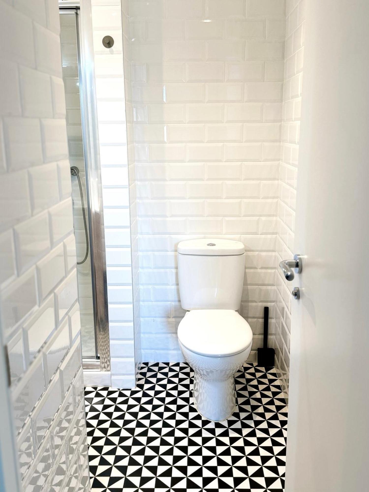 Modern City Centre Two Bedroom Windsor Apartment - Grand Central House Gibraltar Exterior foto